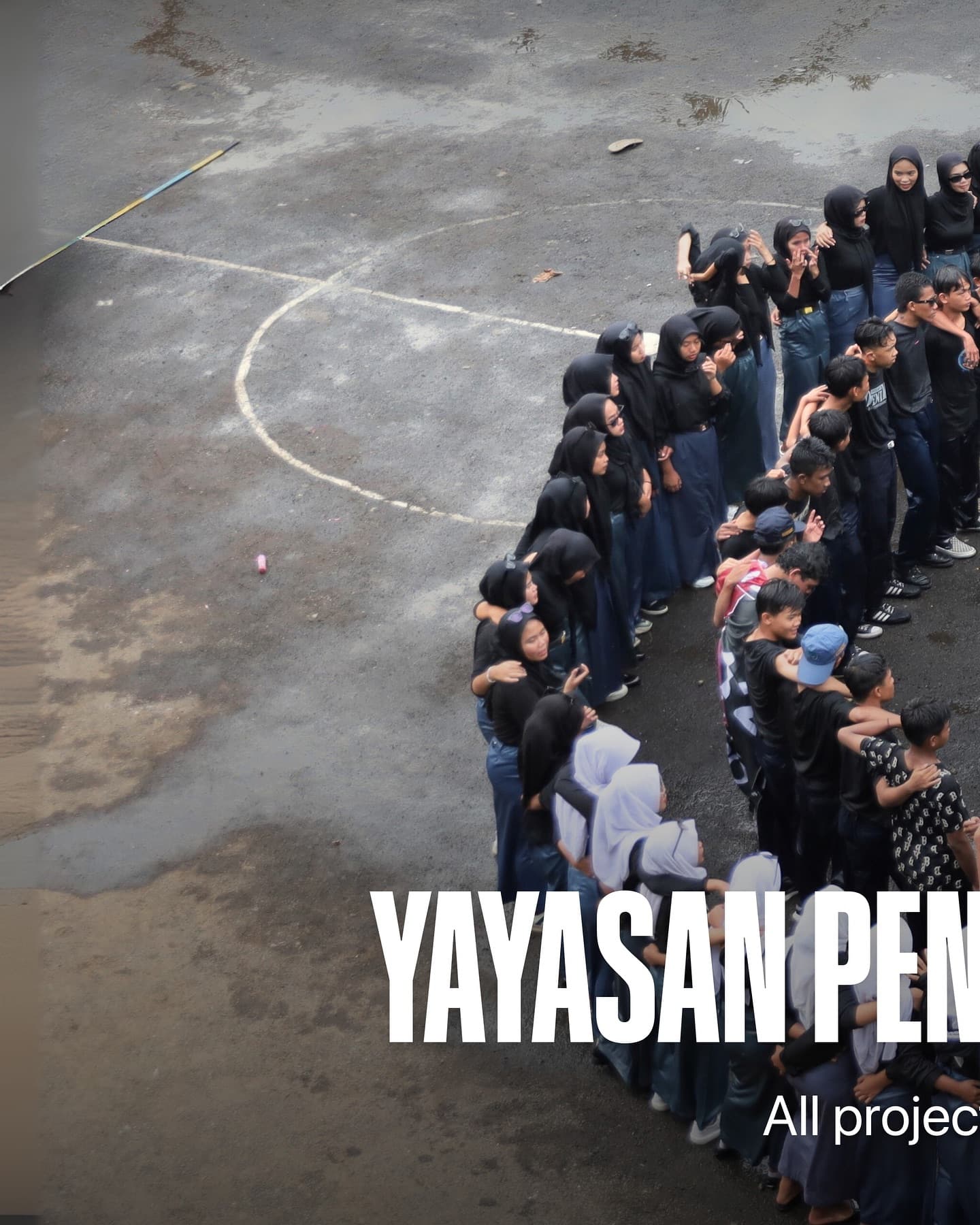 Class-of video and photo session for SMP 19 and SMK 9 of YPI Raudlatul Fikrah, Tangerang